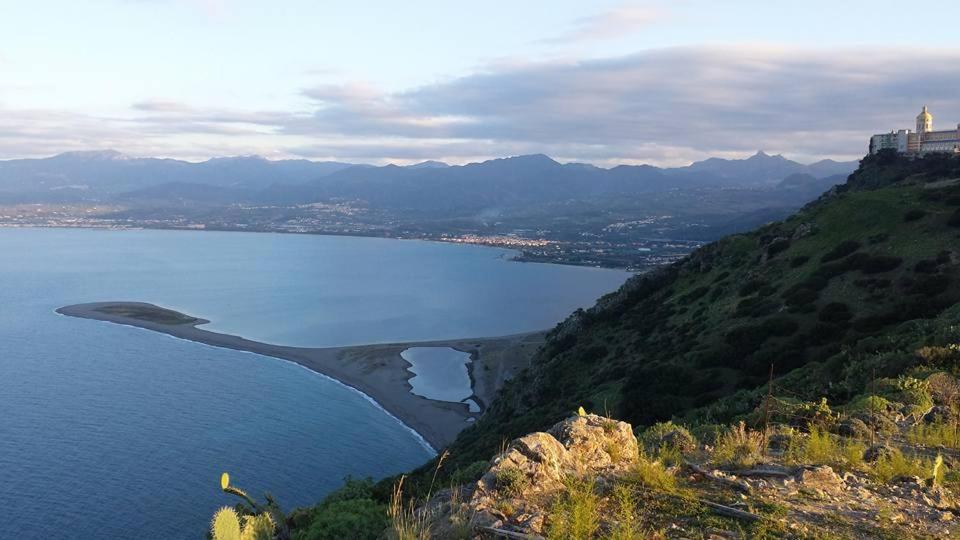 L'Ulivo In Villa Greco Tindari Bagian luar foto